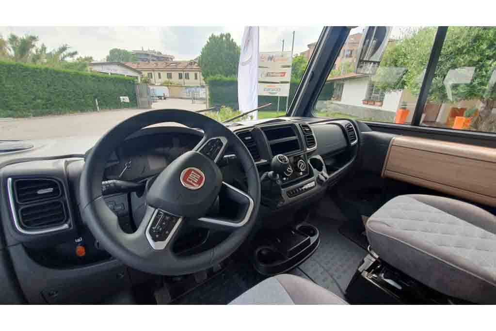 Monzacamper Carado I338
