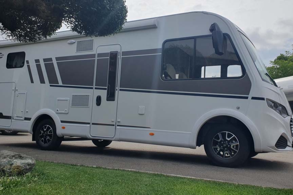 Carado I447 PRO Plus