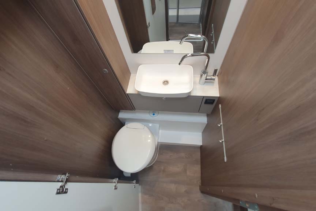 Carado I447 PRO Plus