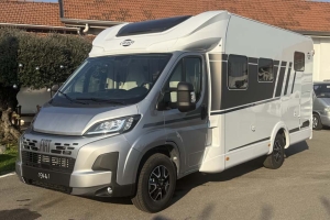 Monzacamper Carado by Hymer T338 PRO+