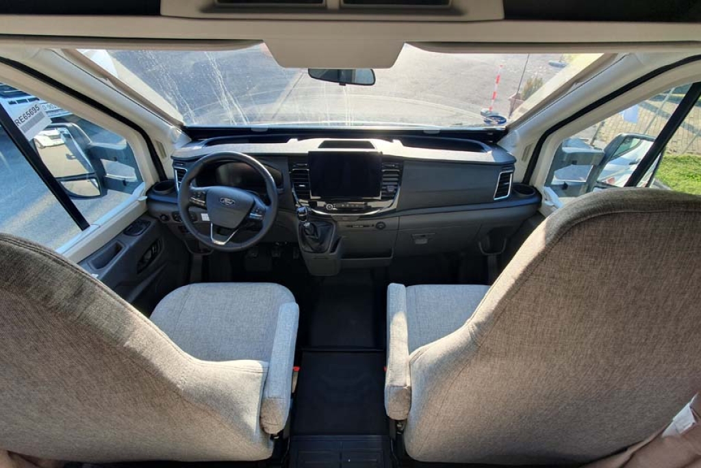 Challenger 250 Break Edition