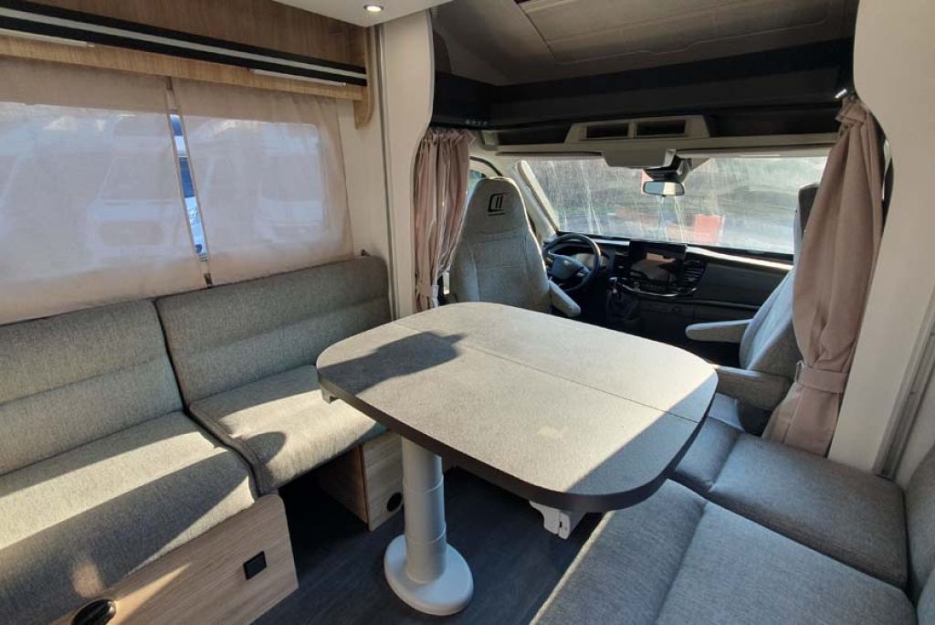 Challenger 250 Break Edition