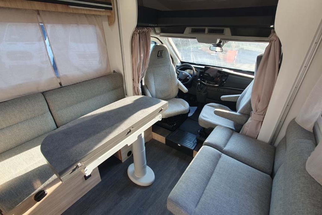 Challenger 250 Break Edition