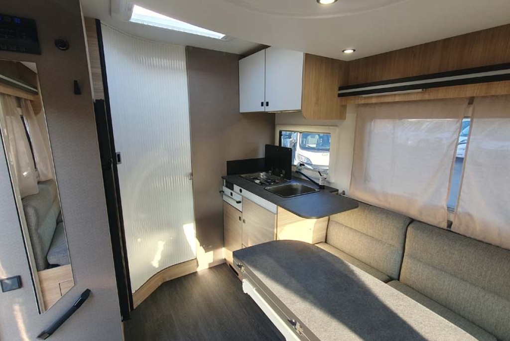 Challenger 250 Break Edition