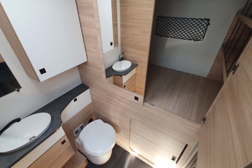 Challenger 250 Break Edition