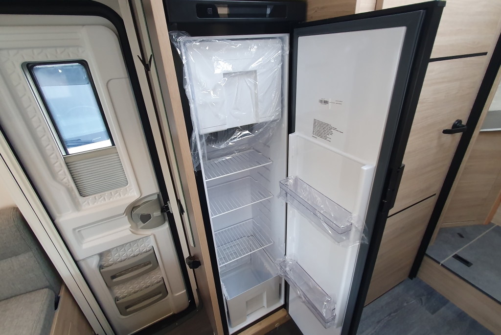 Challenger 337 Break Edition