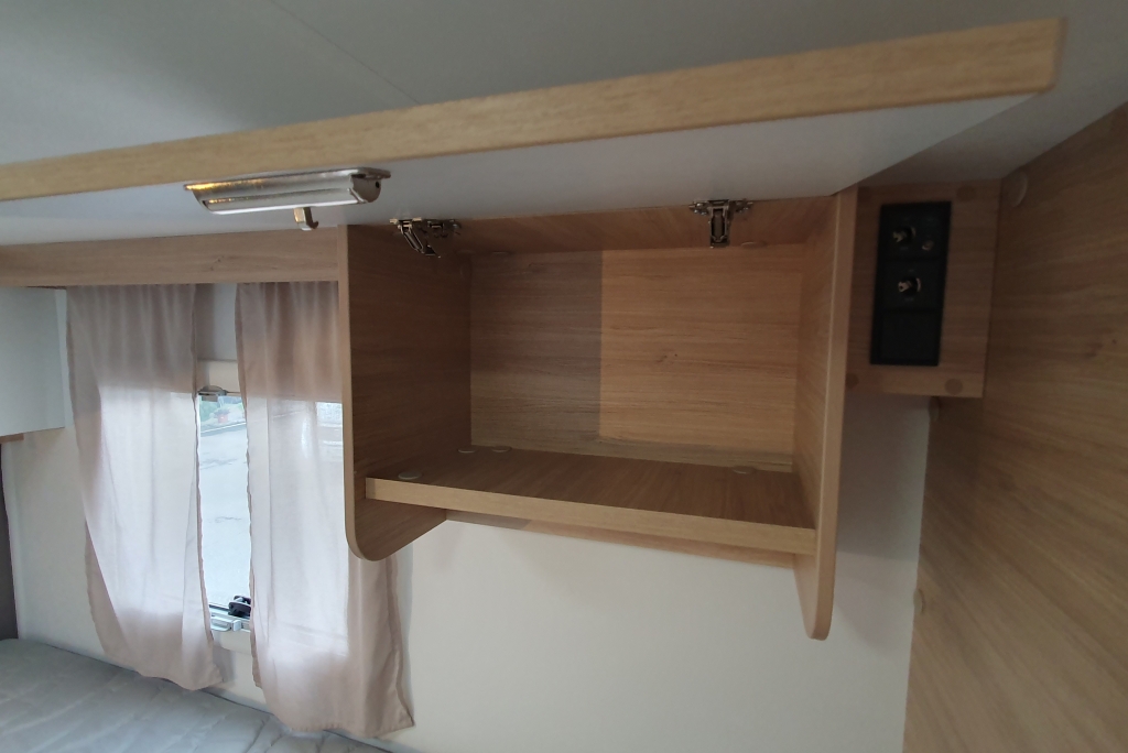 Challenger 337 Break Edition