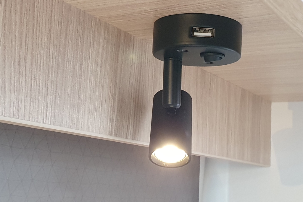 Challenger 337 Break Edition