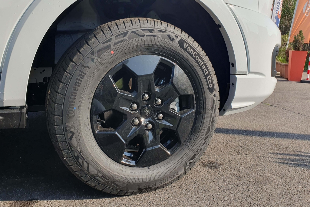 Challenger 240 Etape Edition