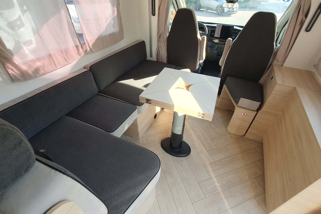 Challenger 240 Etape Edition