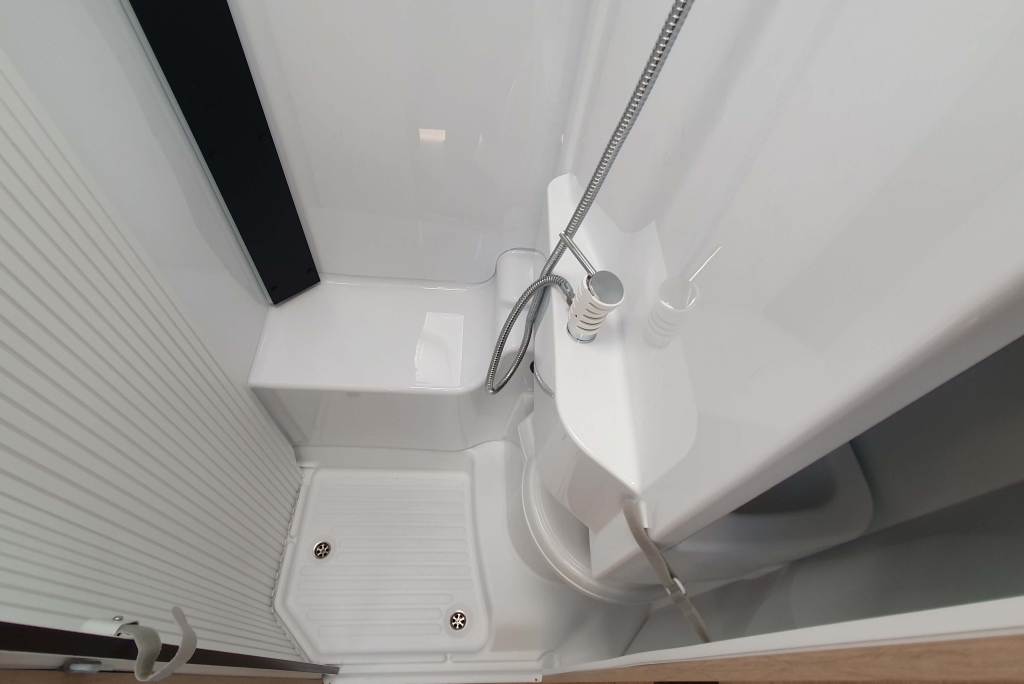 Challenger 240 Etape Edition