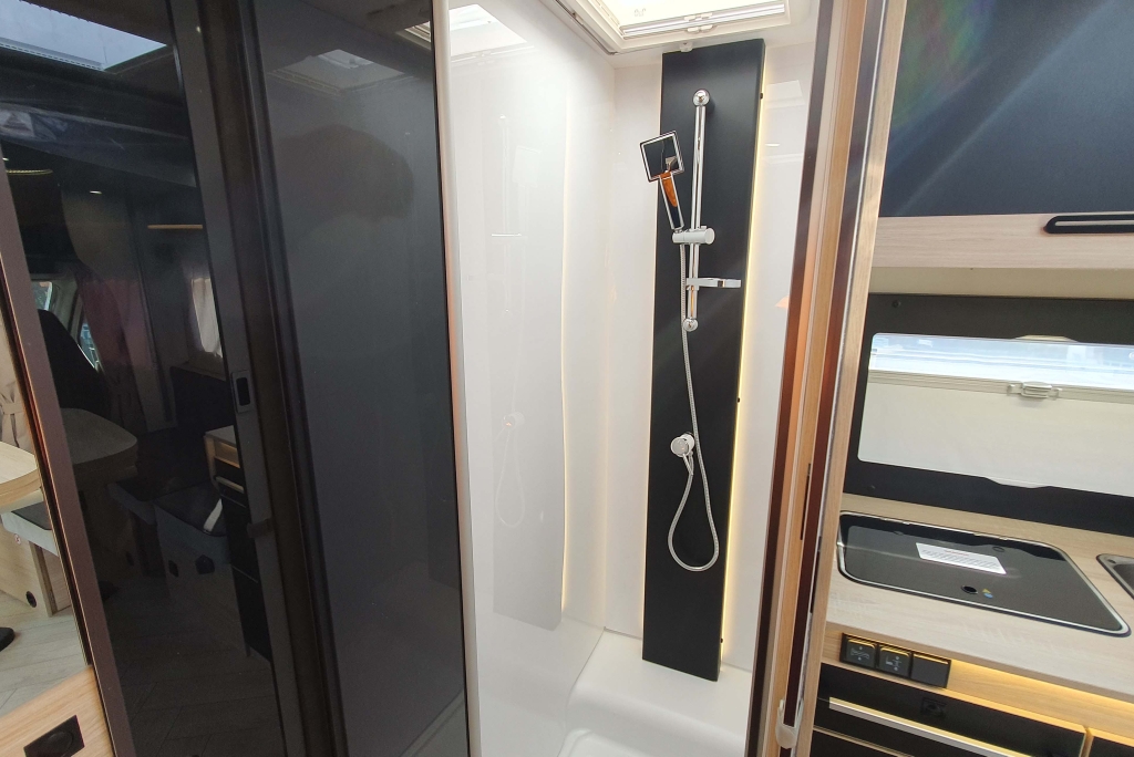 Challenger 250 Graphite Edition Automatico