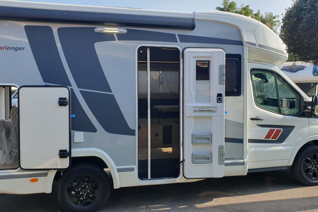 Challenger 250 Graphite Edition Automatico