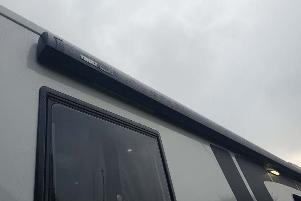 Challenger 317 Ultimate Edition Automatico 2026