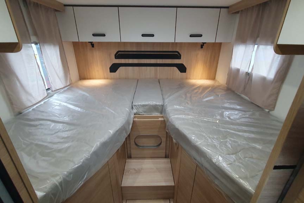 Challenger 317 Ultimate Edition Automatico 2026