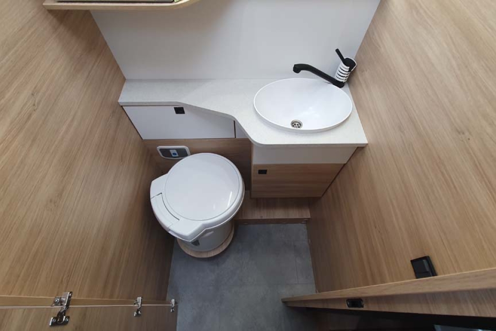 Challenger 317 Ultimate Edition Automatico 2026