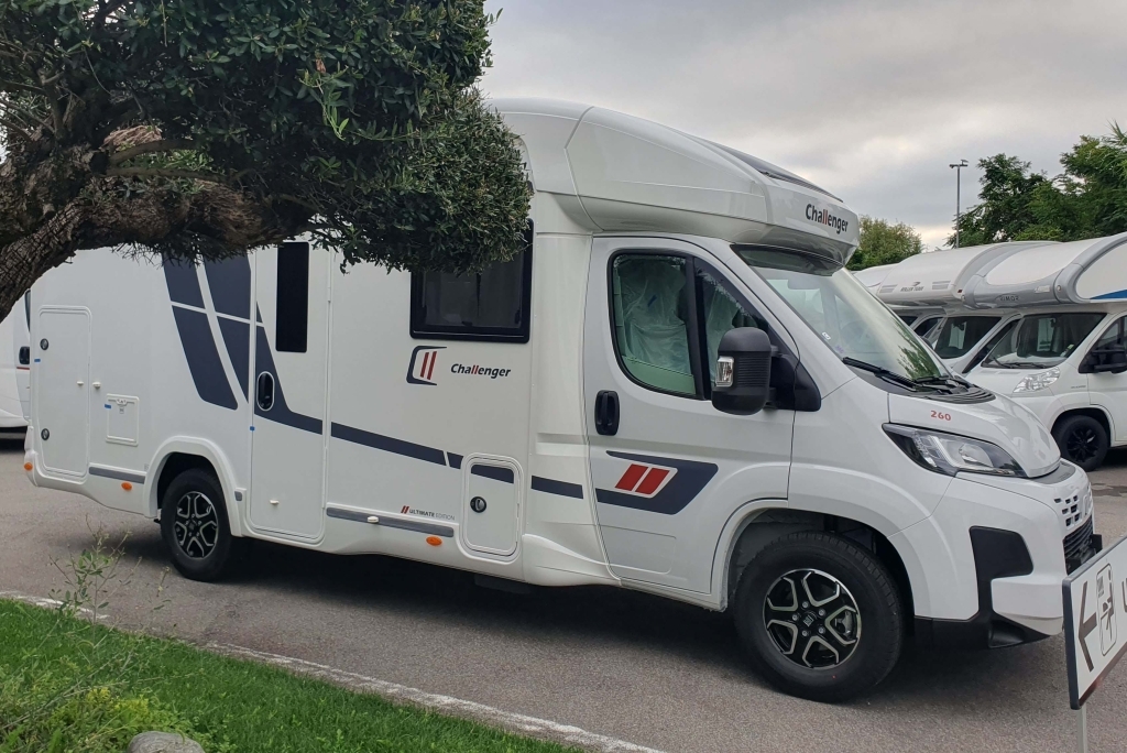 Challenger 260 Ultimate Edition Automatico 2026