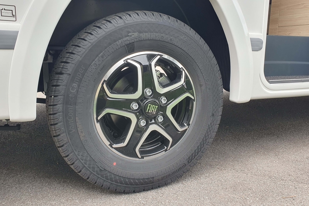 Challenger 260 Ultimate Edition Automatico 2026