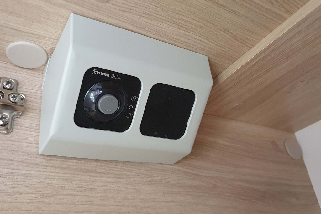 Challenger 260 Ultimate Edition Automatico 2026