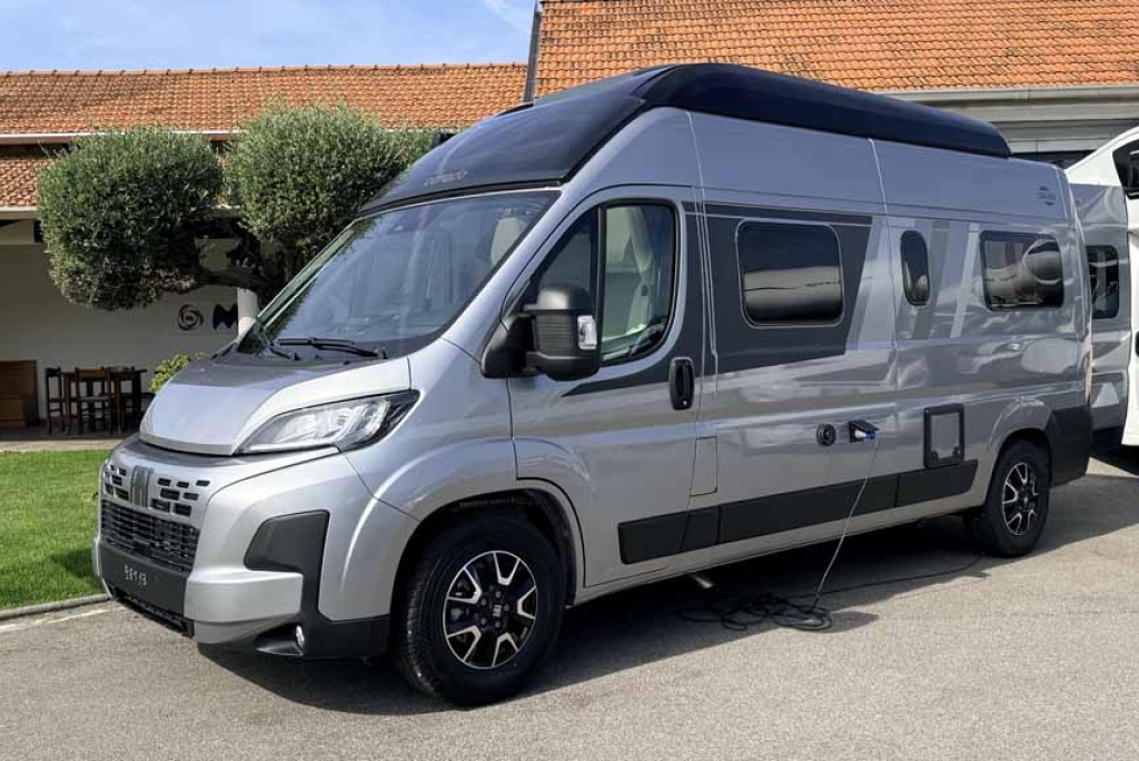 Carado CV600 Pro+ Tetto a soffietto 2027 (Fiat)