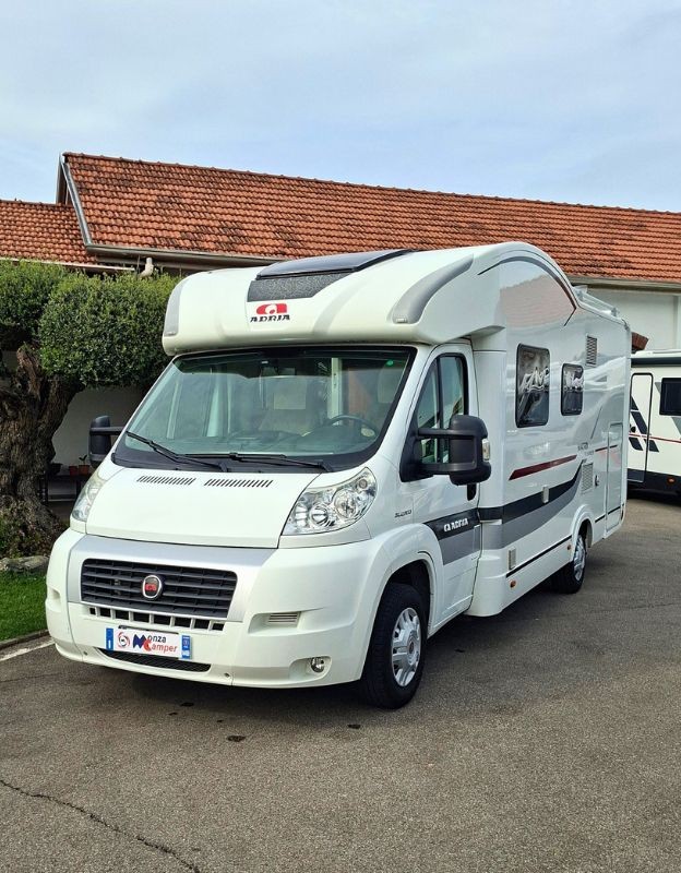 Adria Matrix M680 SP