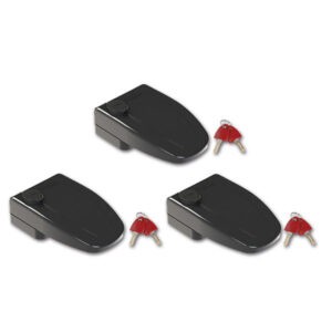 Dettaglio del Safe Door 3 one key system standard nero di FIAMMA S.P.A. installato su portellone di camper, mostrando la robustezza dell'alluminio anodizzato.