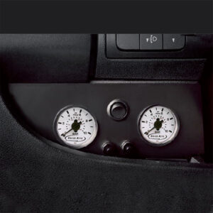 ARF1006_2 Dettaglio del manometro a cruscotto per la sospensione Ducato X250, indicatore di pressione