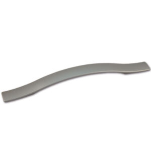 CHR075_1 Maniglione silver 245 mm installato su parete interna di un camper, per un supporto sicuro.