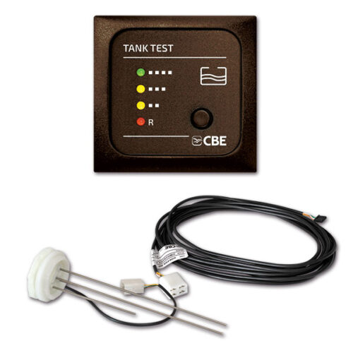 Pannello LED acque chiare marrone installato su un cruscotto di camper, mostrando il livello dell'acqua. Questo accessorio per serbatoi è essenziale per il monitoraggio.