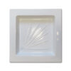 DCP101_1 Piatto doccia in materiale plastico da 500x500x80 mm installato in un bagno di camper, con superficie antiscivolo visibile.