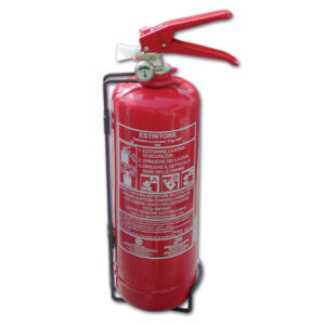 Estintore a polvere da 2 kg con supporto di fissaggio, pronto all'uso su camper o caravan.