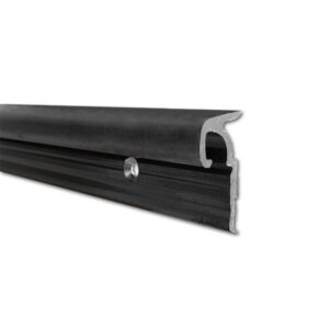 FNC1301_1 Controcerniera Polyplastic 4.23 da 450 mm per finestra camper, dettagliata e pronta per l'installazione.