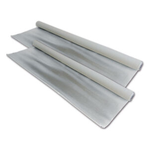 Coppia di teli oscuranti universali da 70x200 cm per finestre di camper e caravan, con sistema di fissaggio integrato.