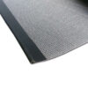 Rete a maglie fini del kit zanzariera, per ventilazione e protezione efficace contro gli insetti.