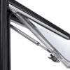 Vista interna della Finestra Seitz 1450 x 700, con tendina oscurante e zanzariera integrate per comfort