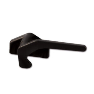 FNT550C_2 Immagine ravvicinata della maniglia Polyplastic, evidenziando la robustezza del materiale plastico e il design ergonomico.