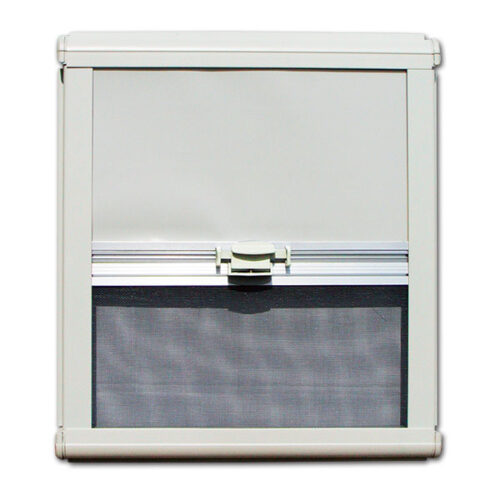 FNT606V_1 Zanzariera/oscurante NRF avorio 800x650 installata su finestra camper, protezione dagli insetti e luce solare.
