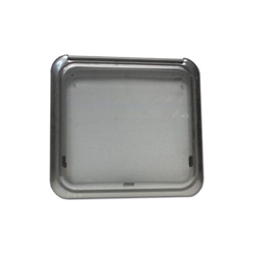 Finestra Roxite 4.24 • 800 x 400 • grigio installata su camper, per ventilazione e luce.