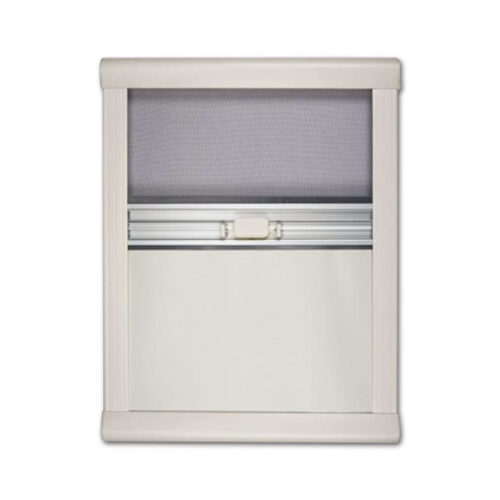 Oscuranti/zanzariere EVO a cassetta doppia 350 x 650 mm installati su finestra di camper, mostrando funzione oscurante.