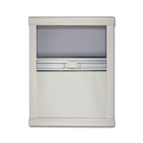 Oscuranti/zanzariere EVO a cassetta doppia 450x650 mm installati su una finestra di camper per protezione e privacy