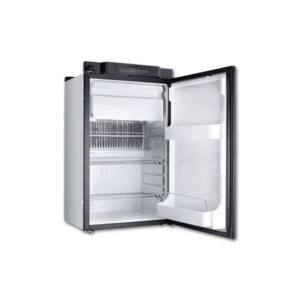 Frigo trivalente RM5305 di Dometic, vista frontale con porta aperta, che mostra gli scomparti interni e la reversibilità della cerniera.