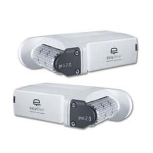 MVC720_1 Mover Easydriver PRO assale singolo 2,0T installato sotto un caravan, pronto all'uso.