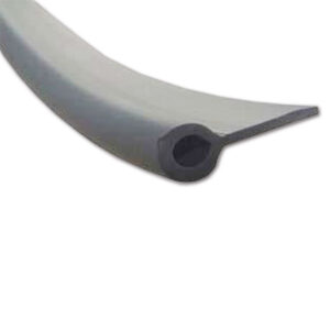 Dettaglio del profilo di scorrimento in PVC, ideale per l'installazione di tende su camper e caravan.