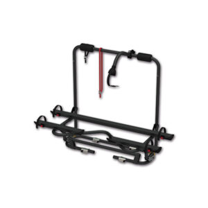 PBC1702N_1 Portabici Carry-Bike Caravan XL A Pro Black di FIAMMA S.P.A. installato sul timone di un caravan, mostrando due biciclette.