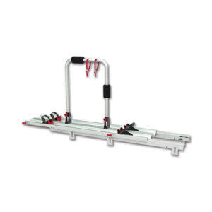 Sistema scorrevole Garage Slide Pro Bike FIAMMA con due biciclette caricate nel vano garage del camper.