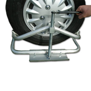 Sollevatori per ruote caravan