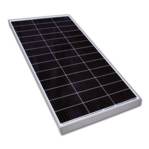 PNL300X_1 Pannello solare monocristallino ExtraSUN 300 W installato su tetto camper per ricarica batteria.