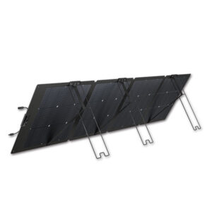 Dettaglio delle celle fotovoltaiche del pannello da 220 W, tecnologia avanzata.