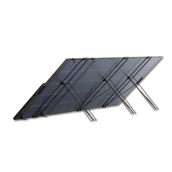PNL940_6-1 Vista dall'alto del pannello fotovoltaico 400 W integrato con accessori per veicoli ricreazionali