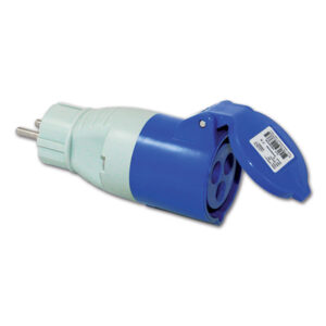 PRB03F_2 Dettaglio dell'adattatore CEE Schuko, robusto e resistente, ideale per l'alimentazione 230V